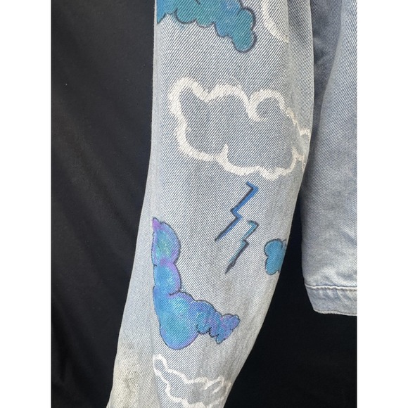 MTV Jacket Mens‎ XL Light Wash Denim Trucker Graphic Painted Sleeves H&M Divided - Picture 6 of 16